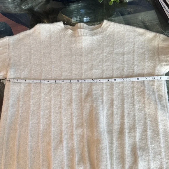 Reformation Ivory Long Sleeve Sweater - Picture 4 of 12